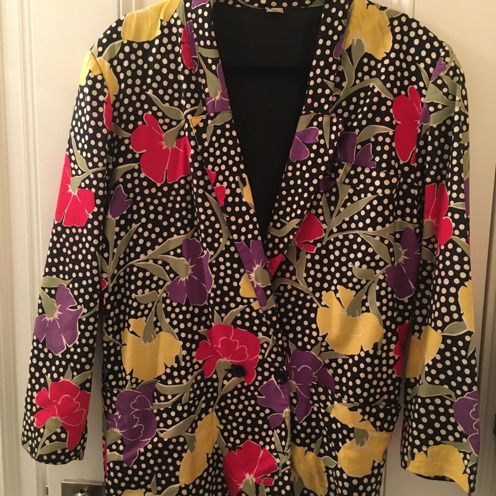 Light weight flowered jacket